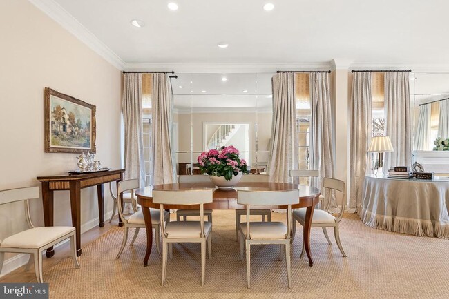 Photo - 7440 Old Maple Square