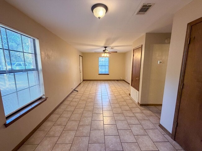 Photo - Well maintained 2 bedroom 1 bath duplex ~ lawn care, pest control & trash included!