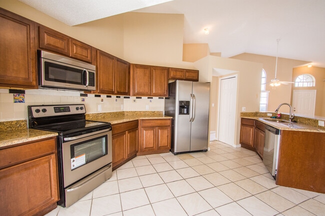 Photo - 3 Bed 2 Bath Home with Stainless Steel App...