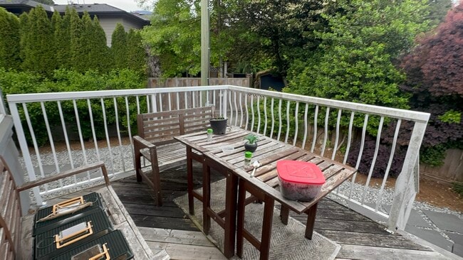 Photo - 3155 Highland Blvd