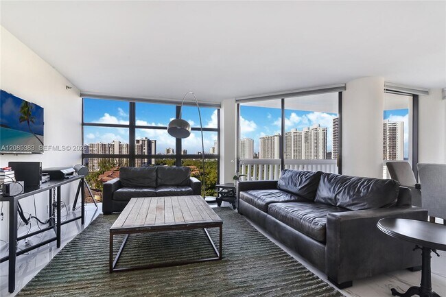 Photo - 1000 W Island Blvd Unit 1404