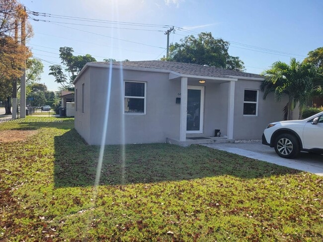 Building Photo - 6401 SW 58th Ave