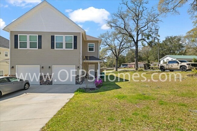 Photo - 321 Allen St