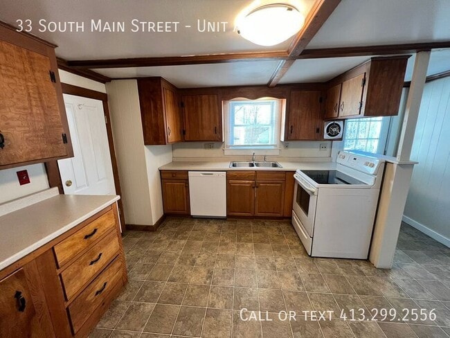 Photo - 33 S Main St Unit A