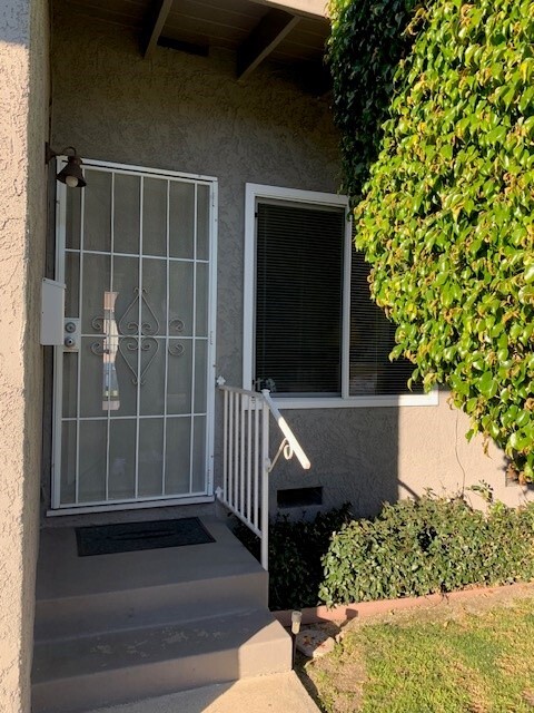 Front Door - 24369 Pennsylvania Ave Apartments Unit 24371