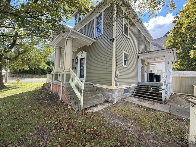 Photo - 4 Pleasant St