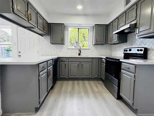 Photo - 16246 Los Altos Dr
