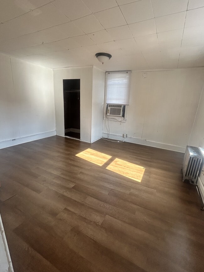 Photo - 336 Cherry St
