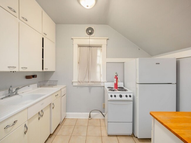Photo - 234 W Park Pl Unit 3