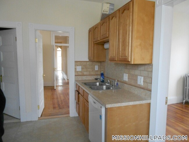 Photo - 66 Clifford St Unit 3