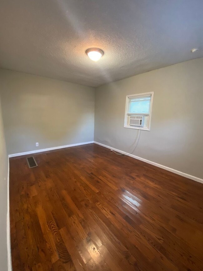 Photo - 1694 S Washington Ave Unidad 1694 S Washington Avenue  A