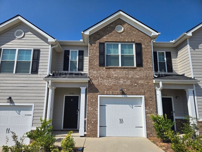 Building Photo - 930 Quaint Parish Cir