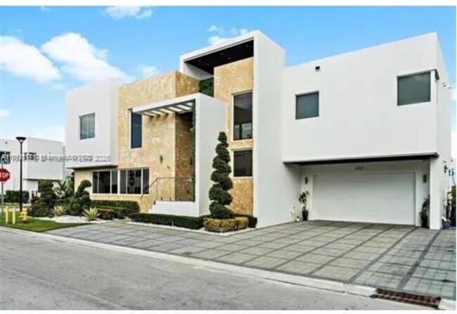 Photo - 6767 NW 103rd Pl