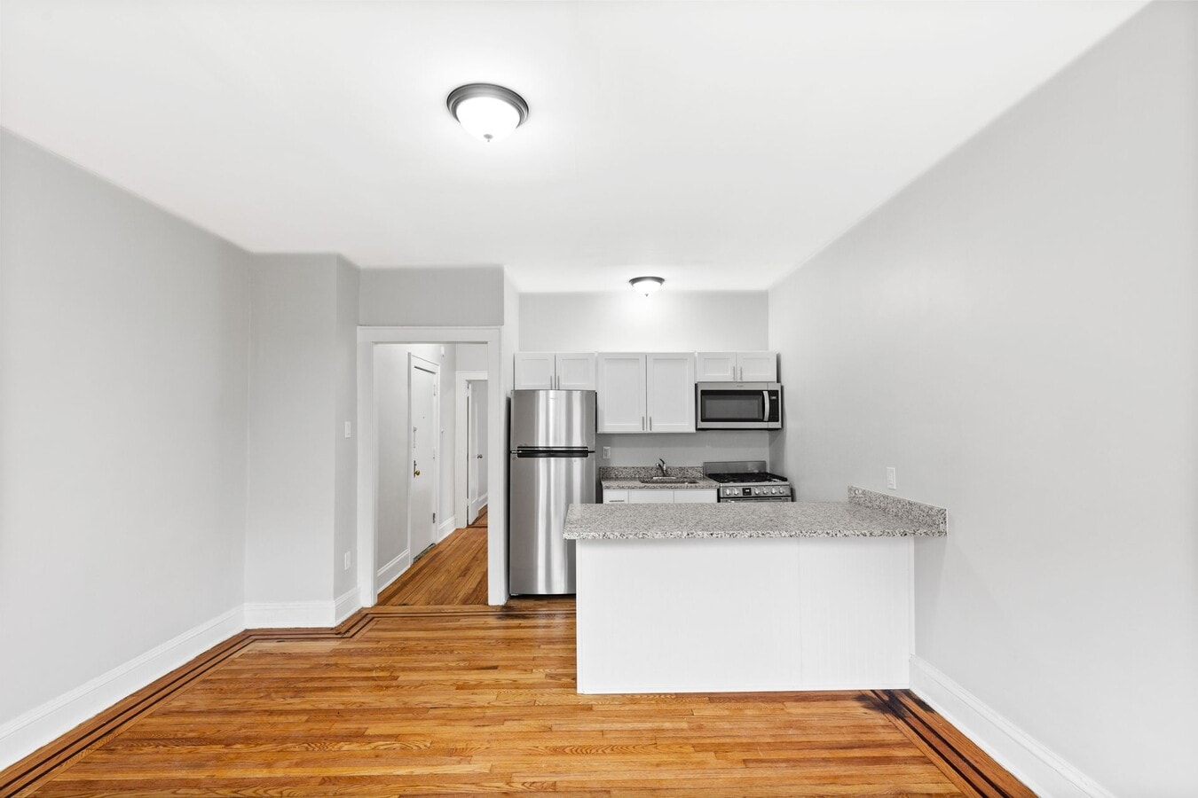 Photo - 128 Chestnut St