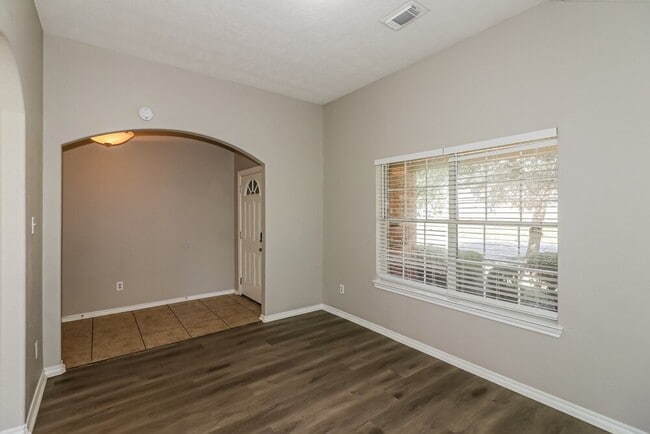 Photo - 16419 Great Ridge Ct