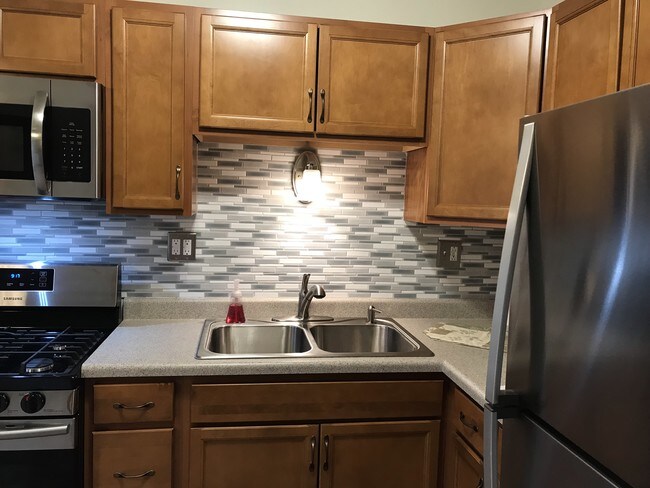 Photo - 2211 Sturdy Rd Unidad C