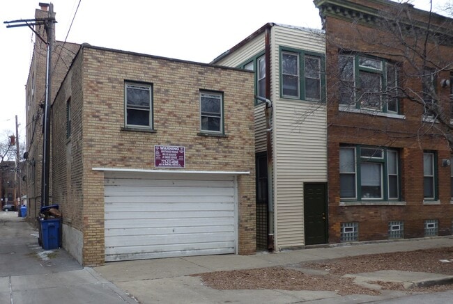 Photo - 3035 W George St Unit 1F