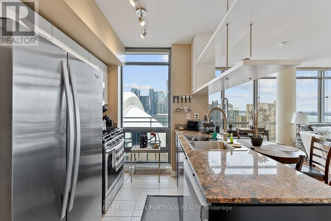 Photo - 3 Navy Wharf Ct Unit 2809