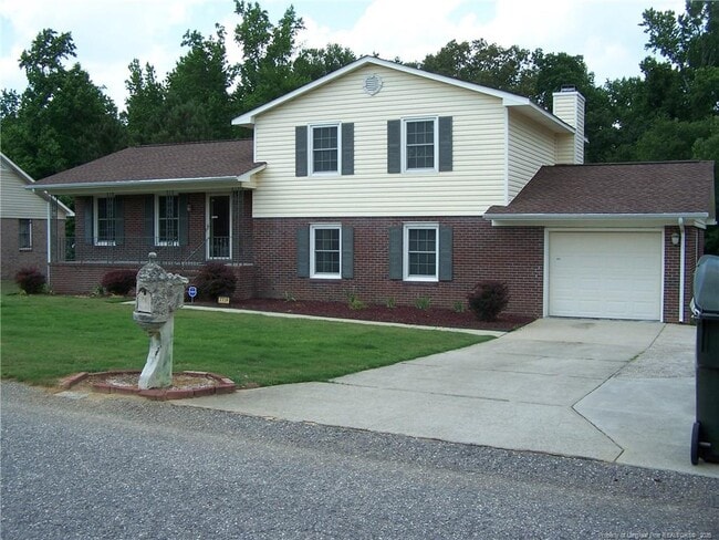 Photo - 7719 Temperance Dr House