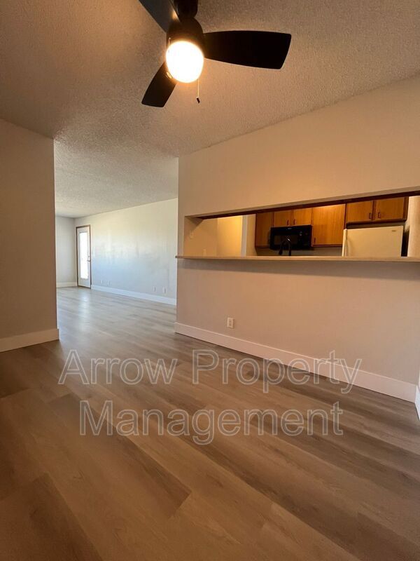 Photo - 2340 N 44th St Unit 11