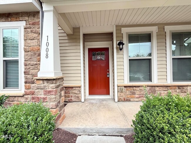 Photo - 1008 Midtowne Way
