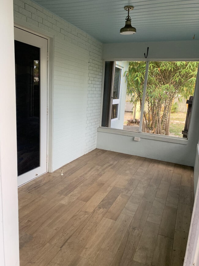 Photo - 1500 NW 5th Ave