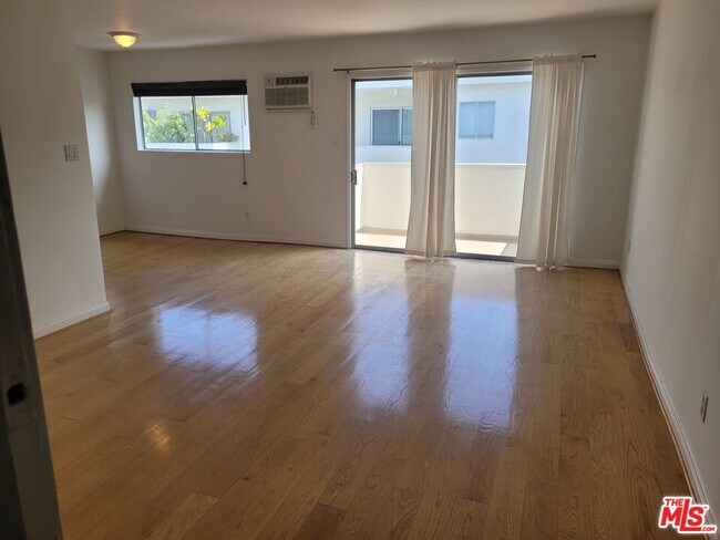 960 Larrabee St Unidad 310