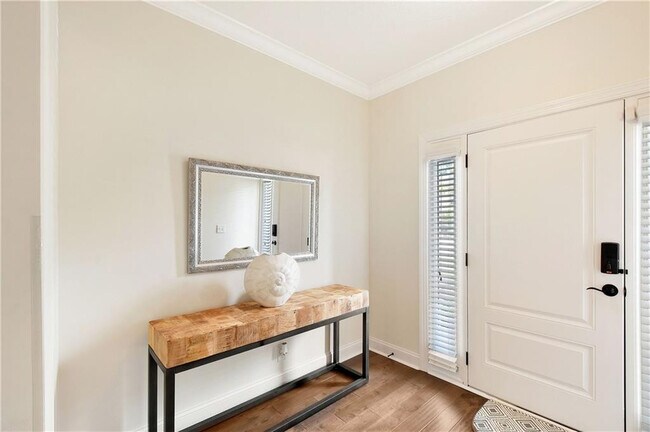 510 Mariners Cir