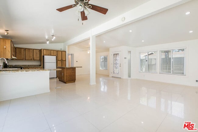 Photo - 27584 Onyx Ln
