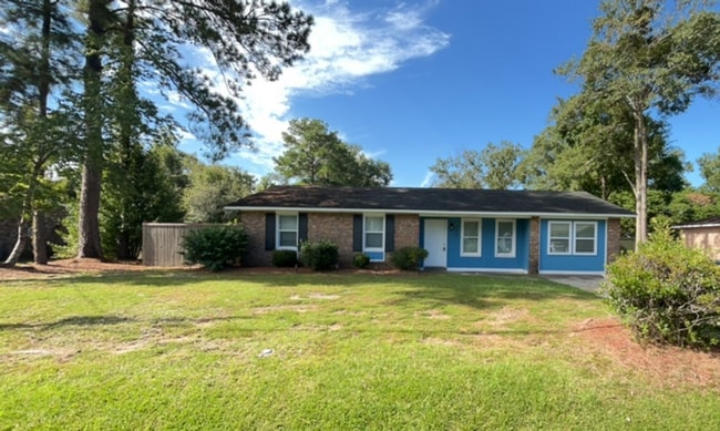 Building Photo - 3 Bedroom, 1.5 Bath Home in Ladson