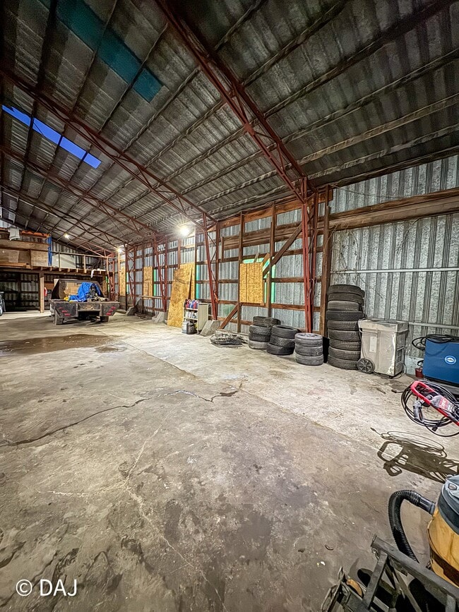 Photo - 18321 SE Giese Rd