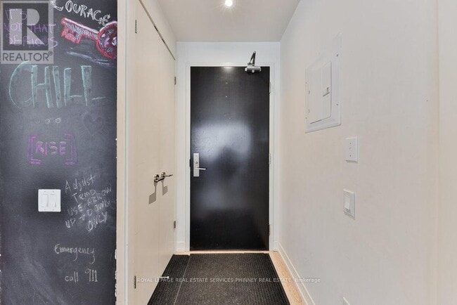 Photo - 650 King St W Unit 207