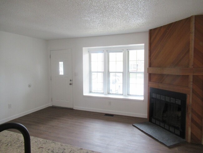 Photo - Adorable 1 bedroom with W/D