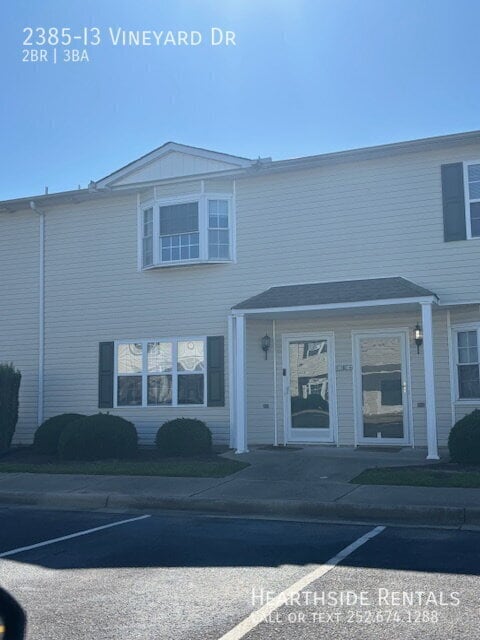 Photo - 2385-I3 Vineyard Dr-