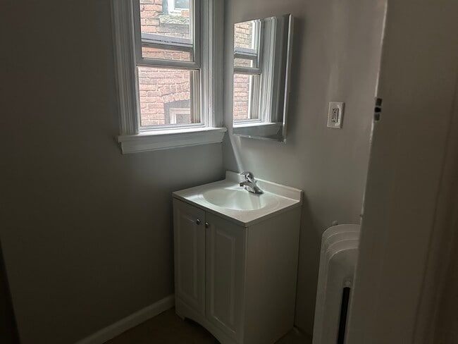 Building Photo - 78 Liberty St Unit 1