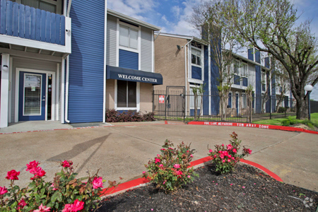 Building Photo - Ashford Park Apartments & Townhomes