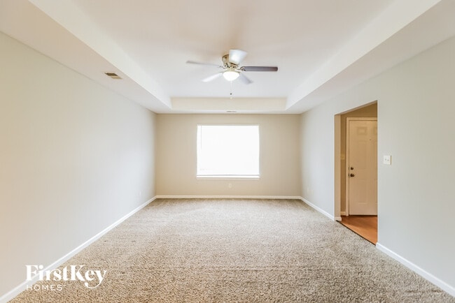 Photo - 243 Davis Dr