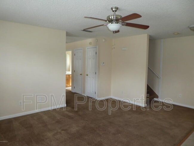 Photo - 1017 Crestwood St