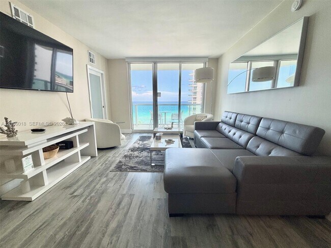 Building Photo - 3901 S Ocean Dr Unit 10L