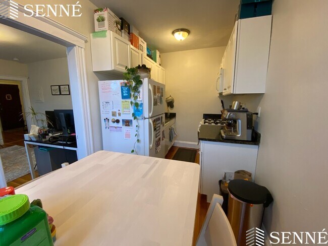 Photo - 28 Langdon St Unit 10