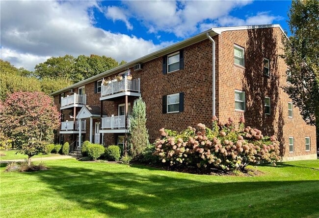 Photo - 395 Mendon Rd Unit B6