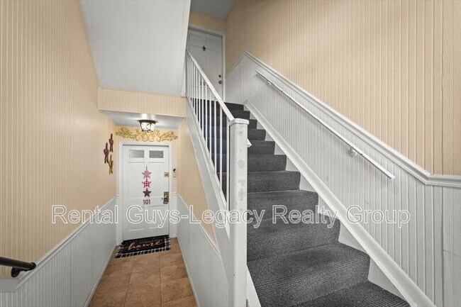 Photo - 4331 Plaza Gate Ln Unit 201