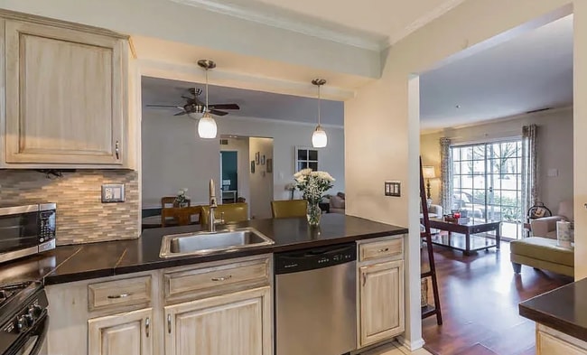 4801 Aberdeen Ln Unit Aberdeen