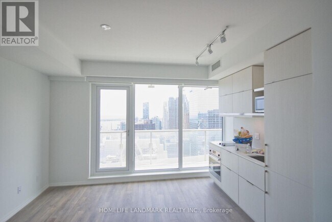 Photo - 197 Yonge St Unit 4008