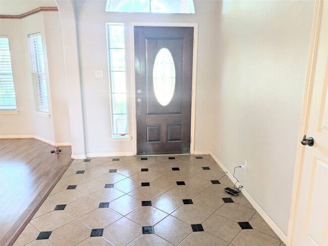 Photo - 2716 Park Falls Dr