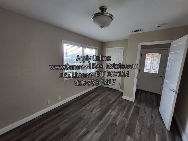 Photo - 1319 Palomar Cir