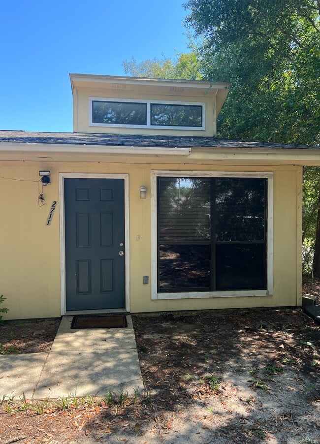 Pensacola Triplex - Pensacola Triplex Condo Unit 2711