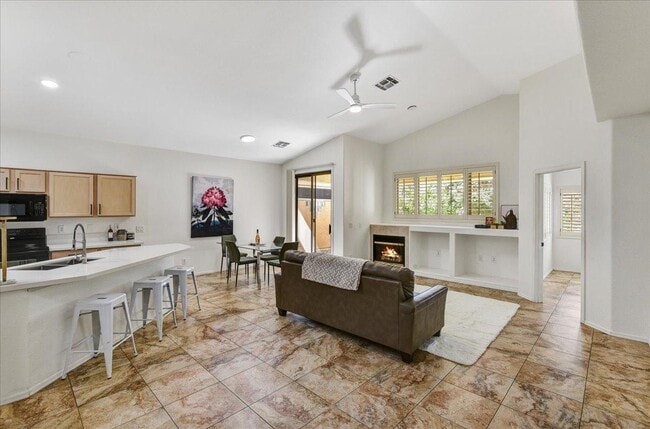 Photo - 3247 E Maldonado Dr