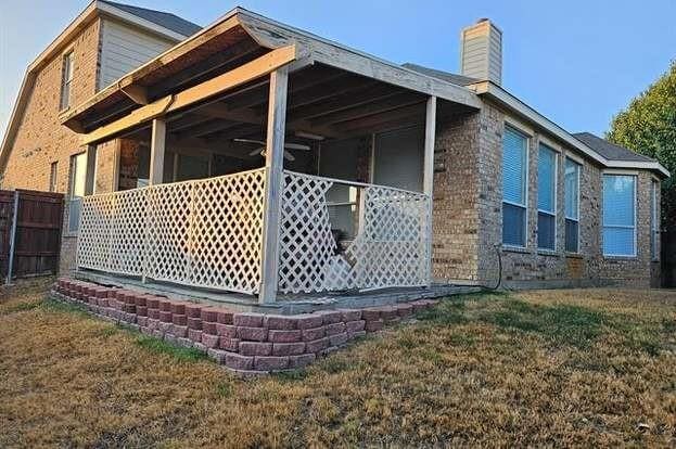 Photo - 215 Lairds Dr