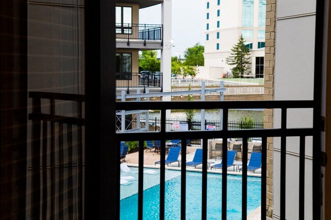 Marble Style Floorplan Balcony - Quarry at River North